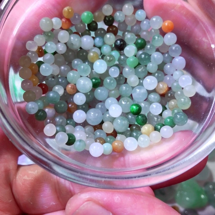 翡翠未镶嵌颈饰天然a货翡翠多样性发一