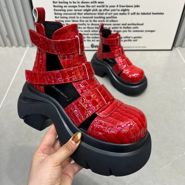 主播推荐2025年（轻奢罗马）2695-2时尚百搭水滴设计马丁靴