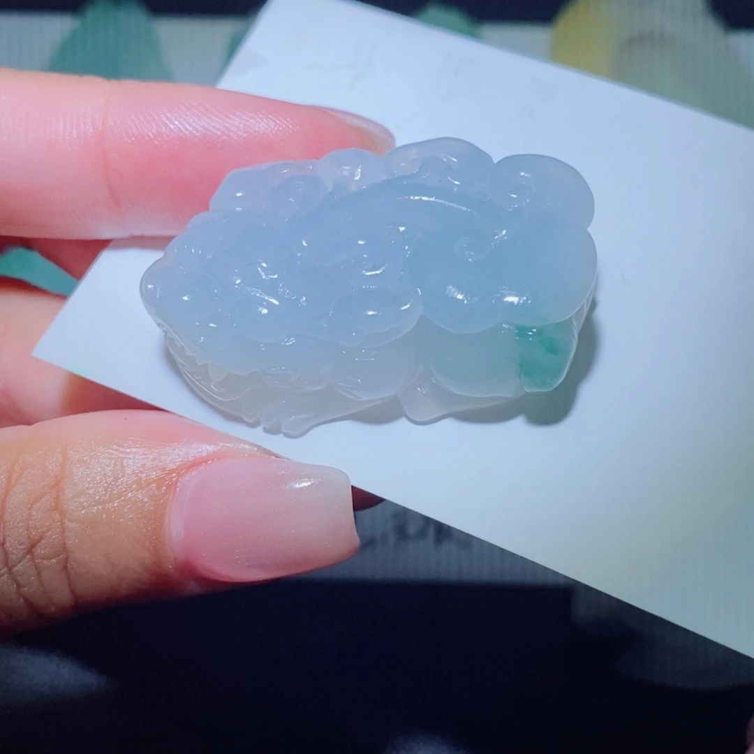 定制翡翠未镶嵌吊坠