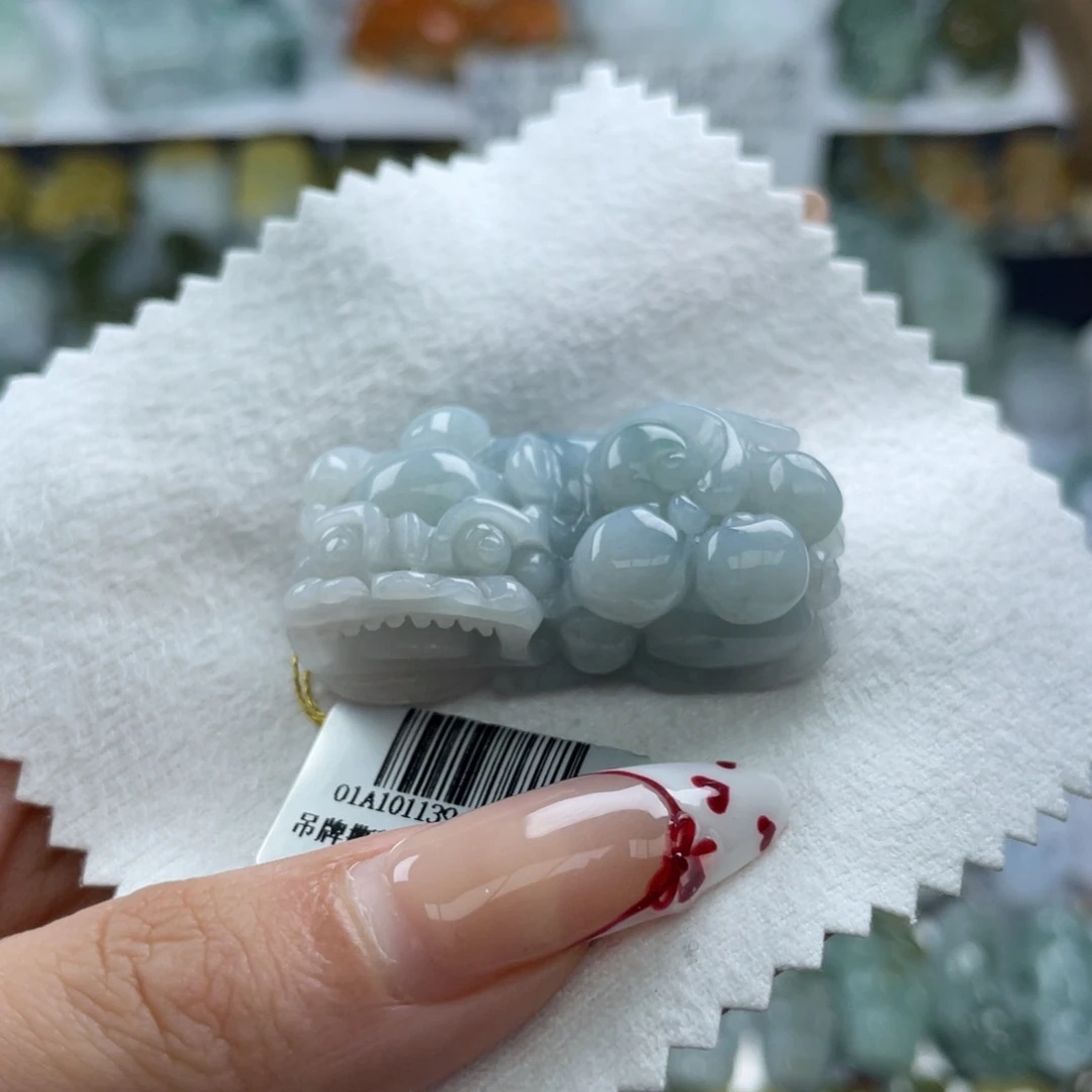 颈饰未镶嵌翡翠貔貅45