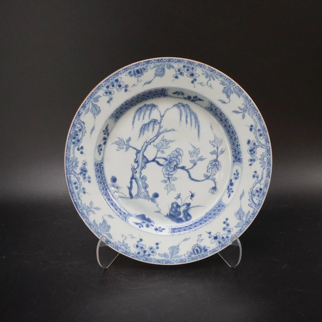 Lot.25080379清康熙青花花卉纹赏盘 直径：约22.6cm