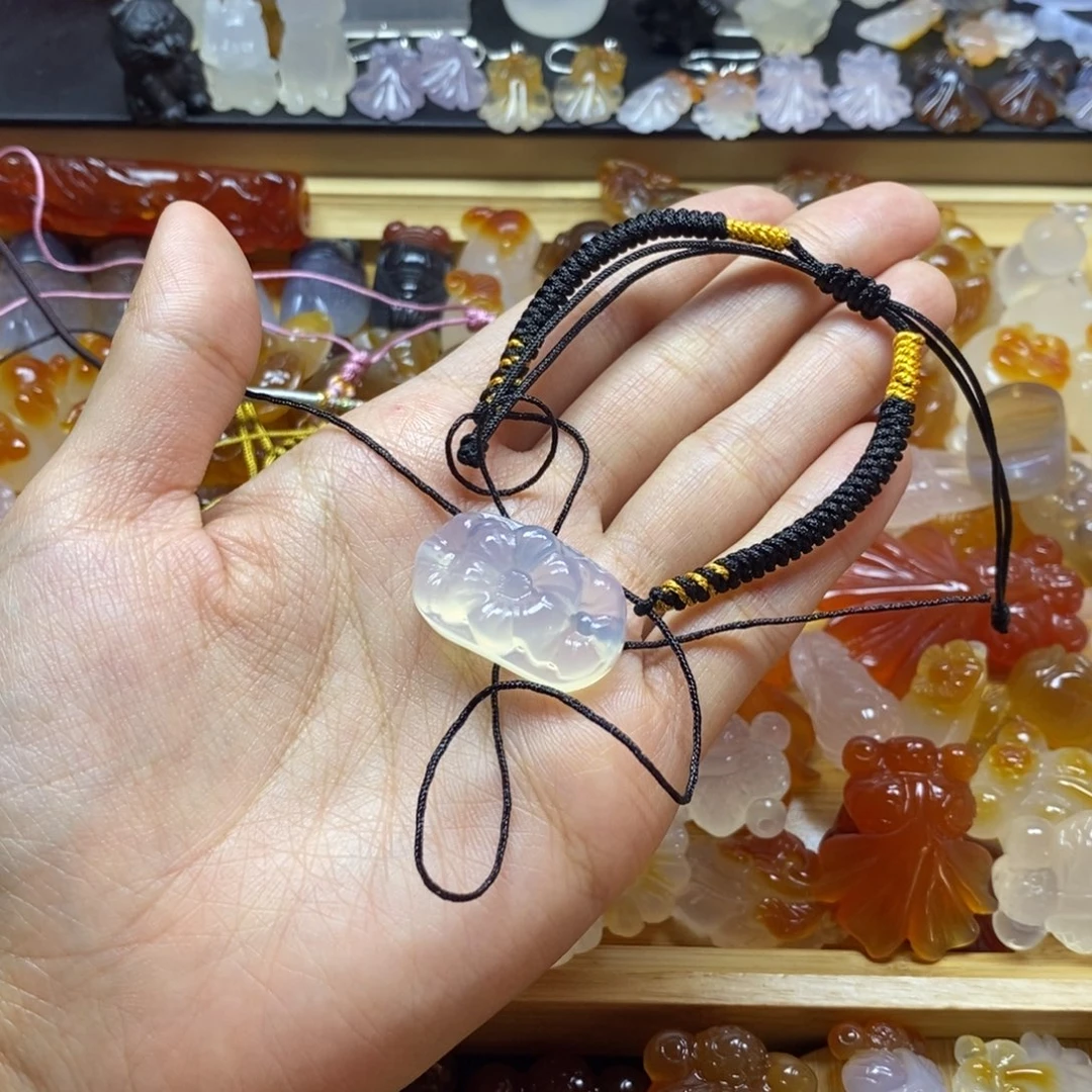 玛瑙/玉髓颈饰未镶嵌万***修