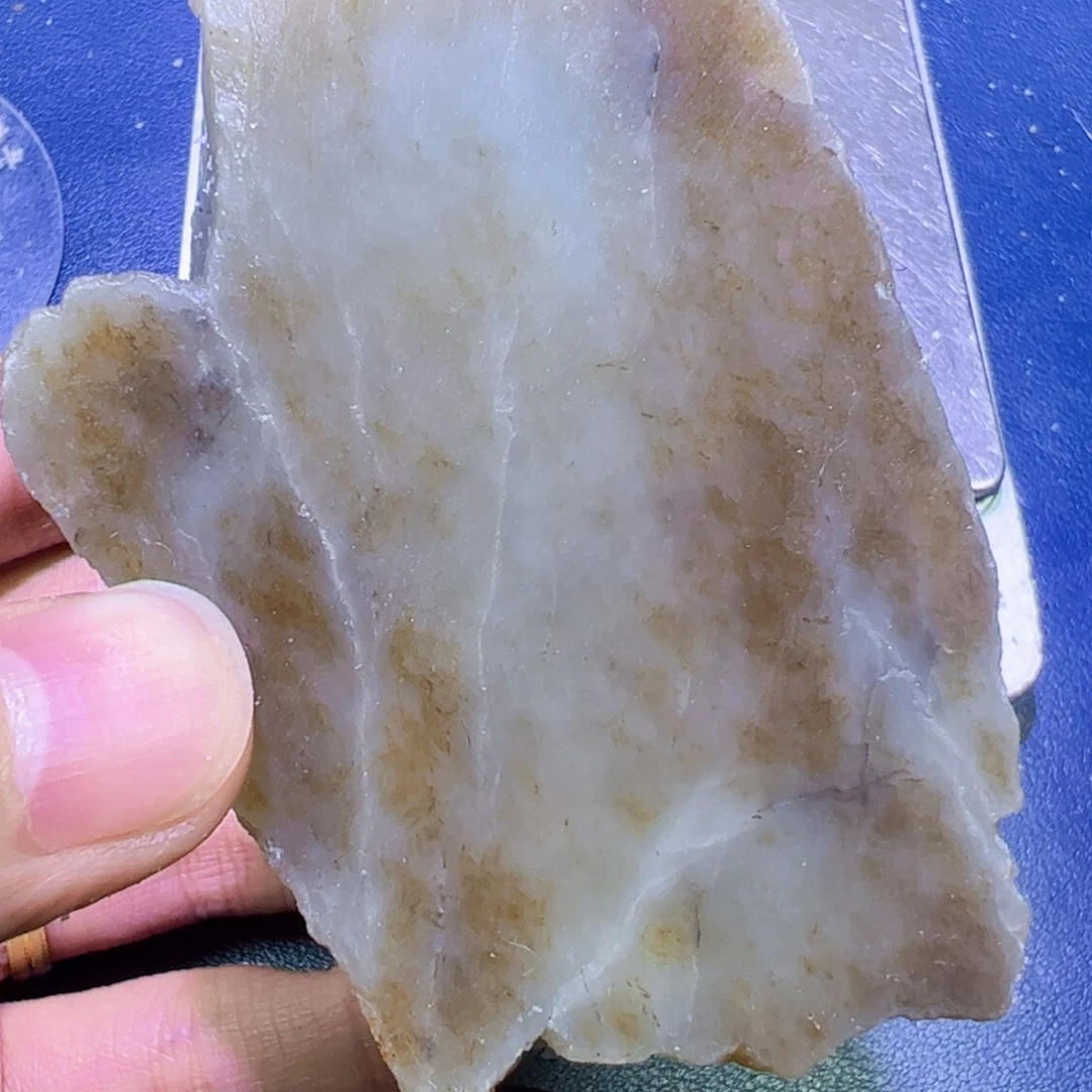 未镶嵌和田玉（糖玉）珠宝半成品