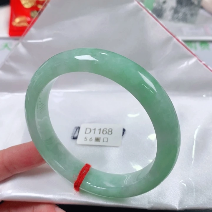翡翠手镯未镶嵌   编号D1168 正圈56