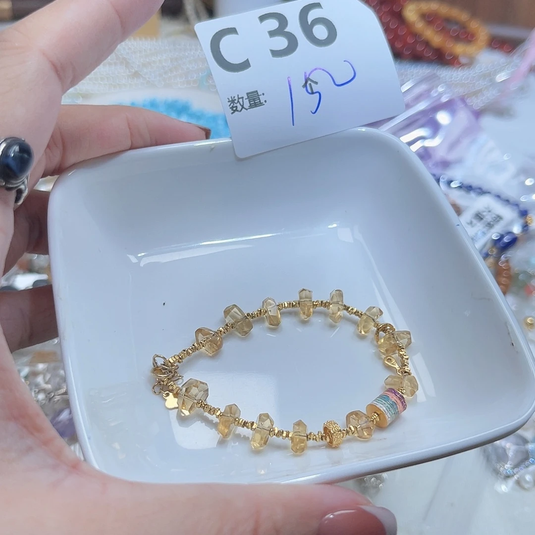 ****x未镶嵌珠宝半成品水晶C36。