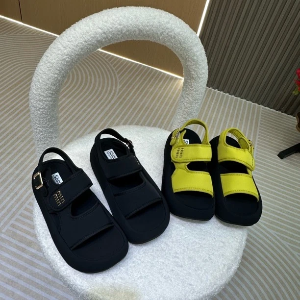 【十六号】松糕摇摇厚底2025夏新款凉鞋露趾时尚百搭凉鞋SG10