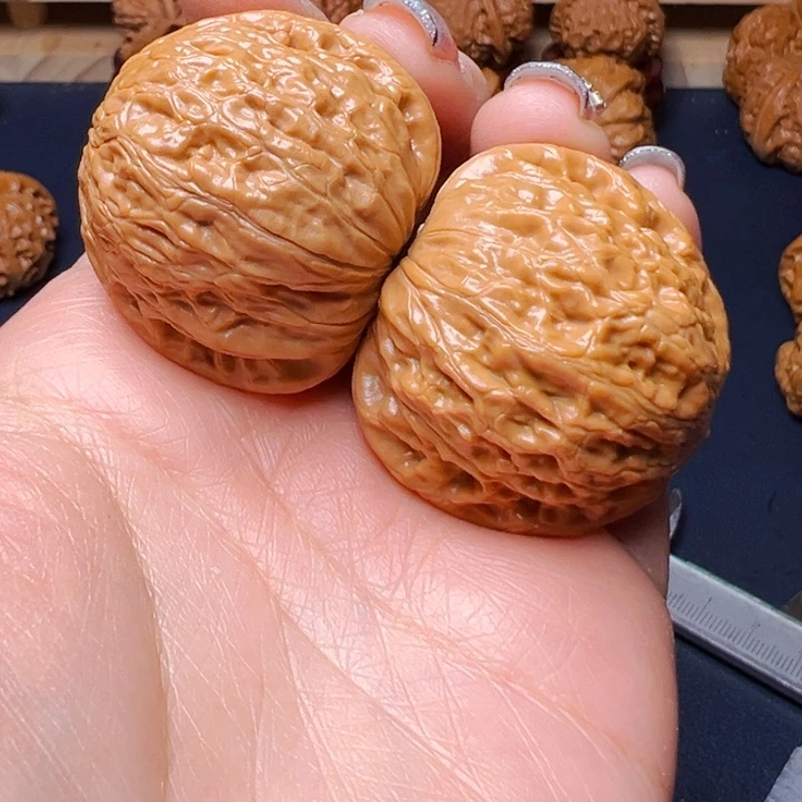 文玩核桃吊坠铁锤38全品