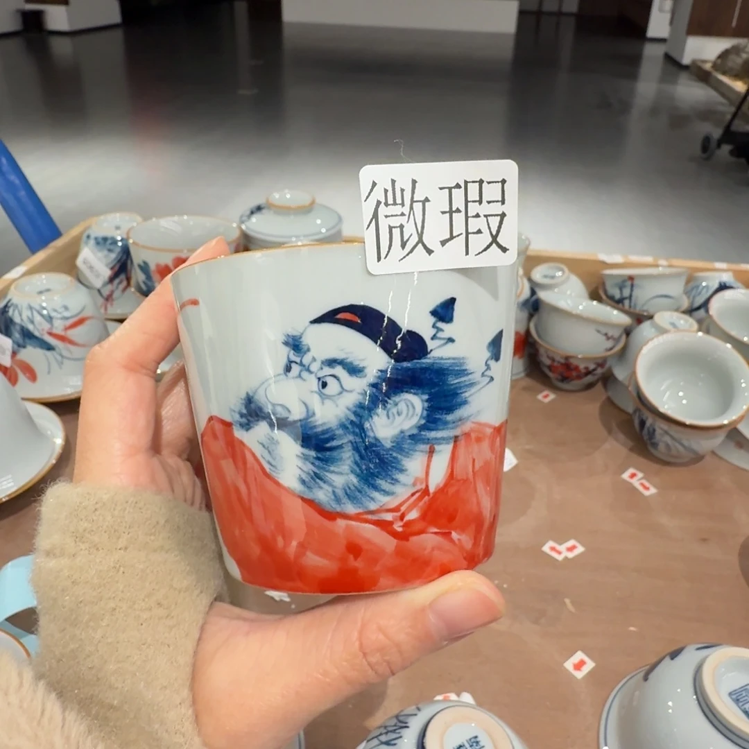 釉下手绘茶具微瑕