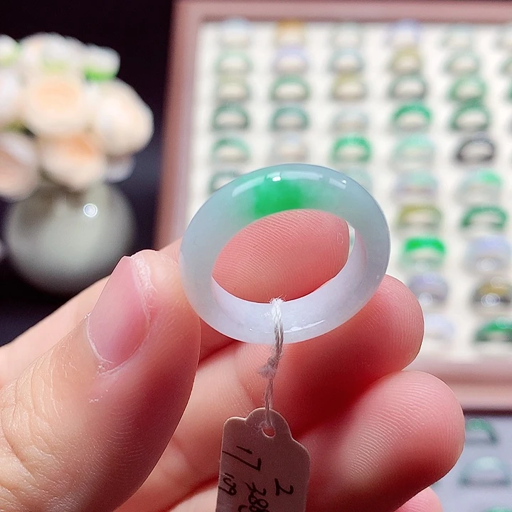 翡翠未镶嵌戒指17号