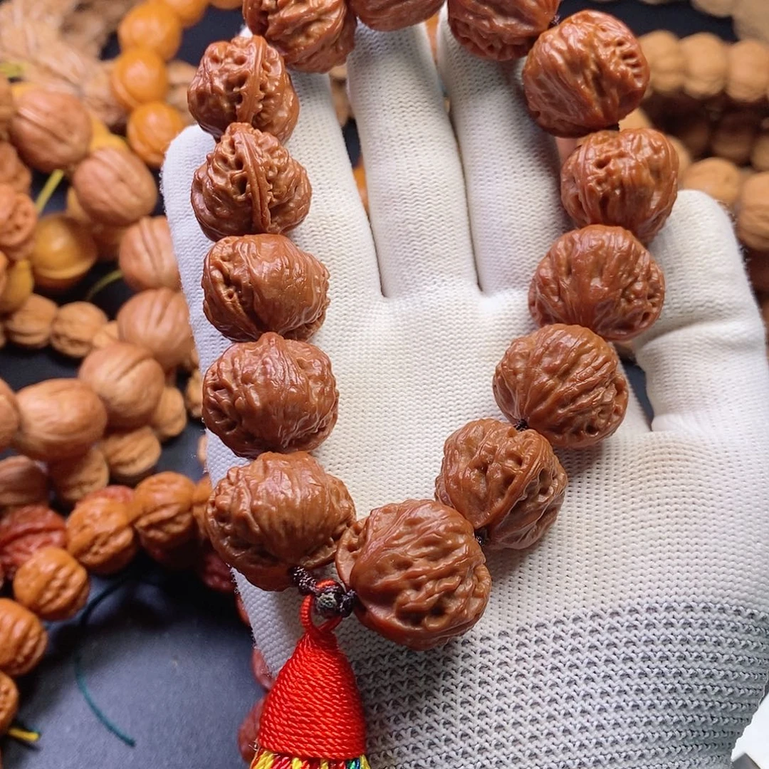 【闪购商品】吊坠文玩核桃黑*白异性24