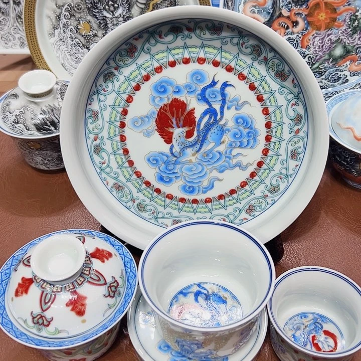 摆件景德镇陶瓷艺术展演厅及景德镇市艺术家俱