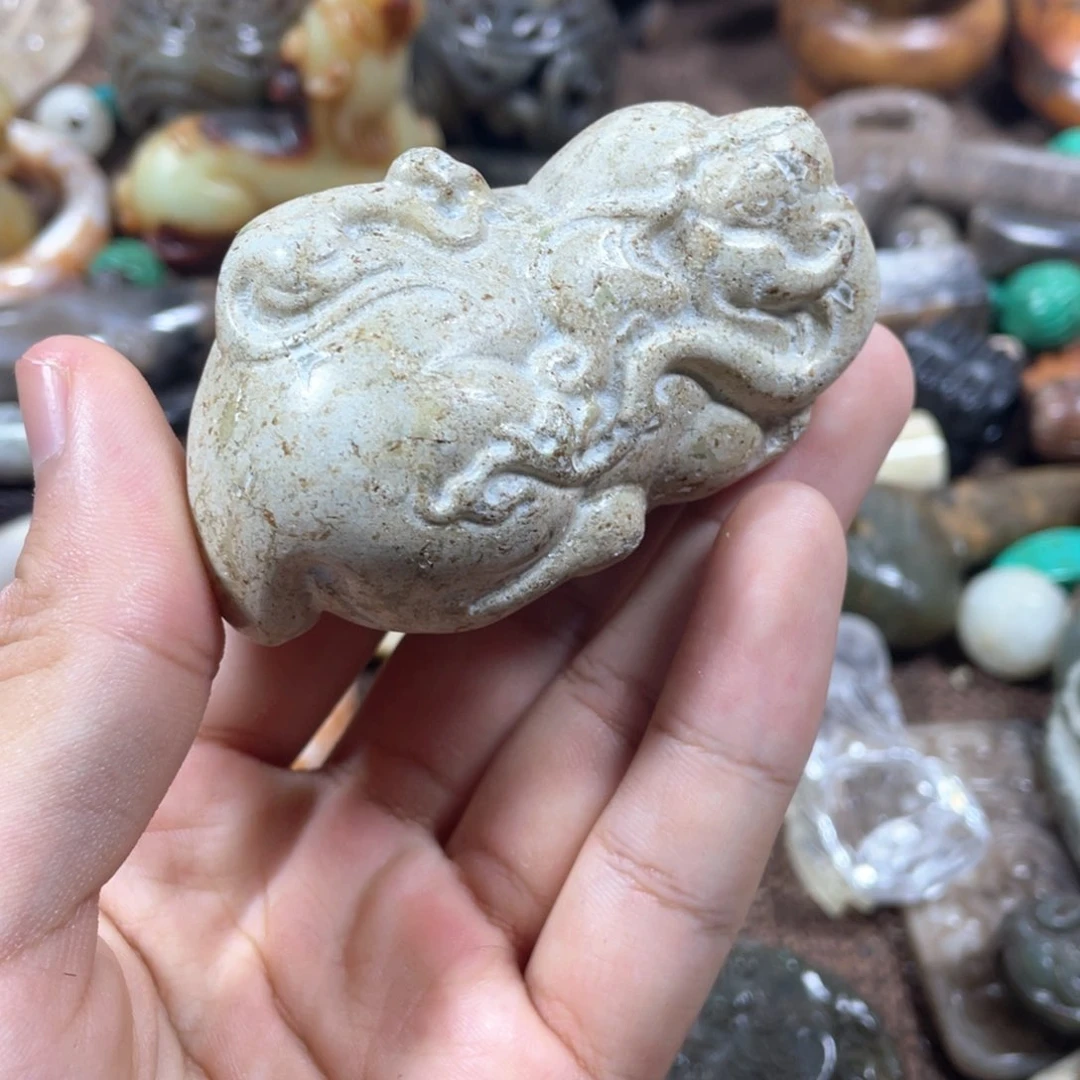 未镶嵌和田玉（糖玉）挂件