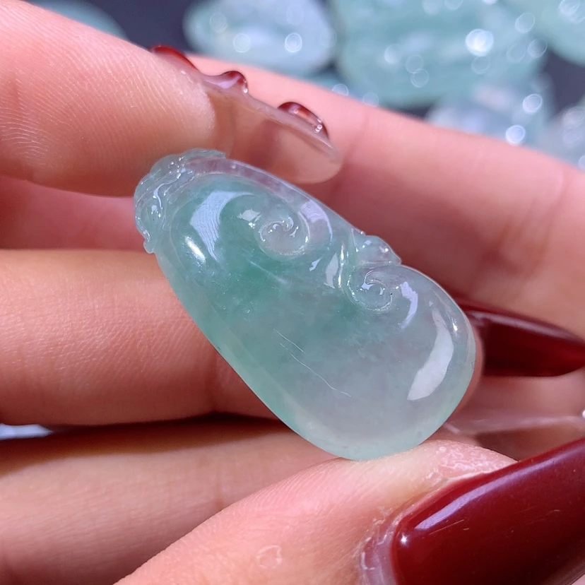 【闪购商品】翡翠颈饰未镶嵌缅甸