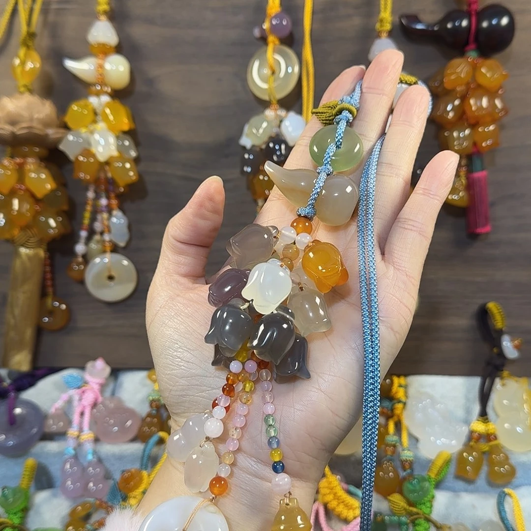 陈***子玛瑙/玉髓未镶嵌福利款通货料带有包容点新疆西藏不包邮