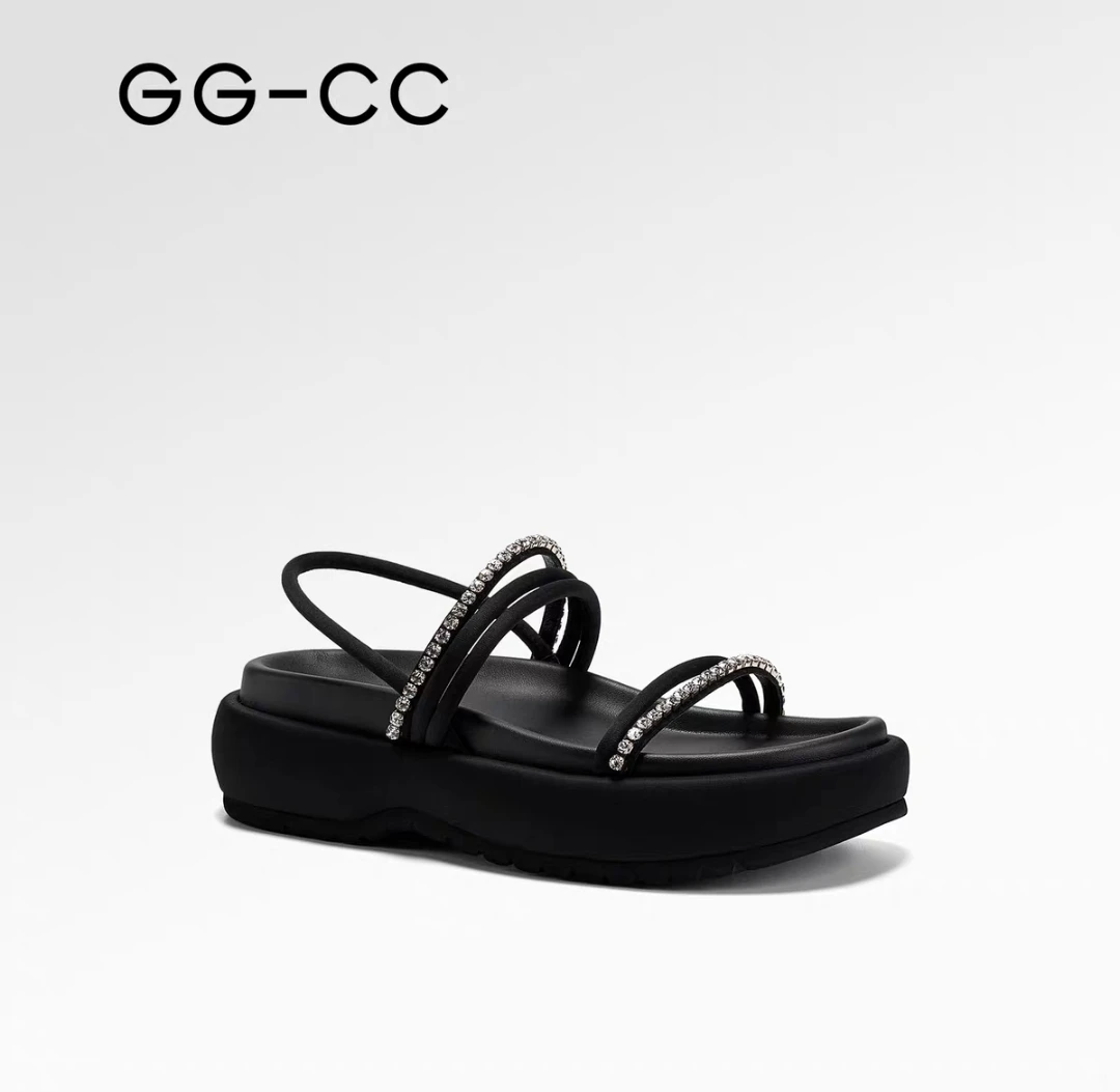 【乔欣同款海街日记】GGCC2025年夏季时尚水钻凉鞋女交叉带凉鞋子