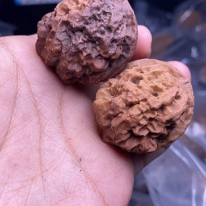 文玩核桃吊坠   275