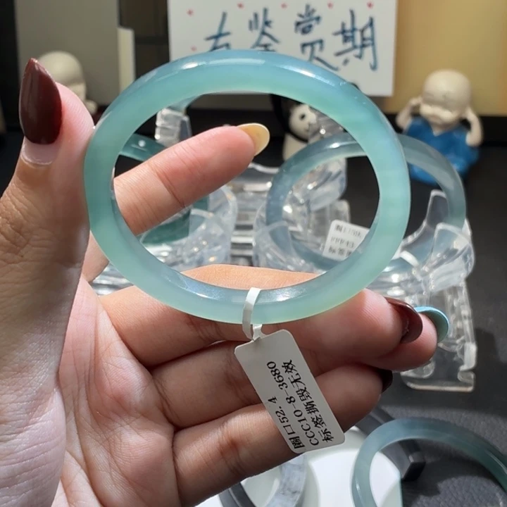 翡翠未镶嵌手镯纯净薄荷绿52