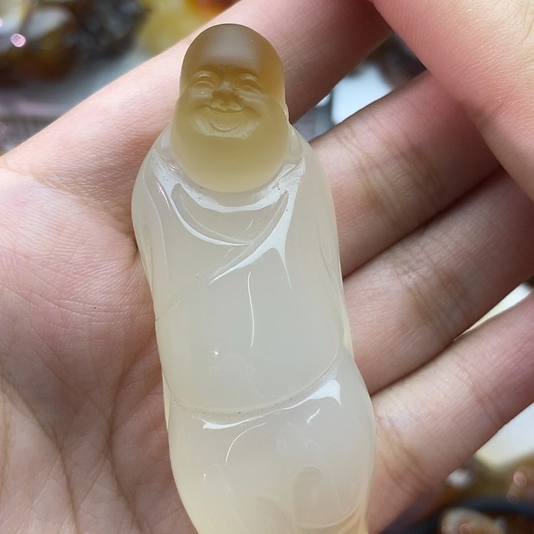 黔***飞玛瑙/玉髓未镶嵌颈饰