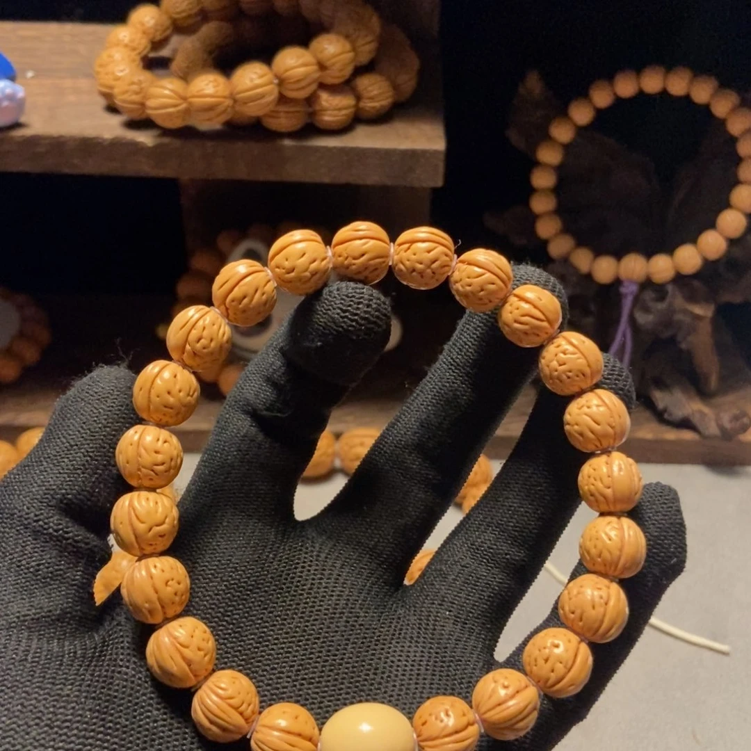 宏***坤1.2黄桃溜溜。皮质王者。