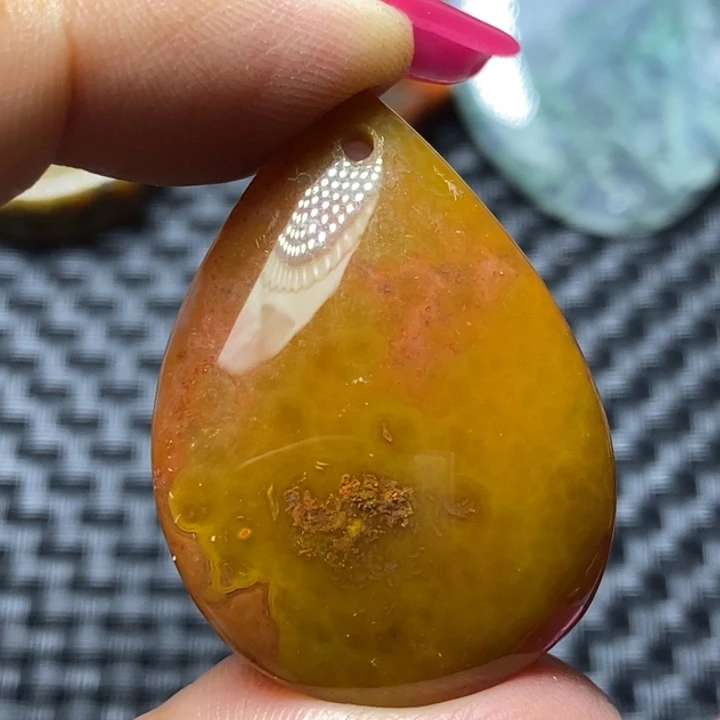 玛瑙/玉髓颈饰足铂镶嵌