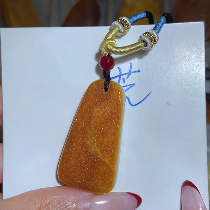 定制琥珀未镶嵌琥珀