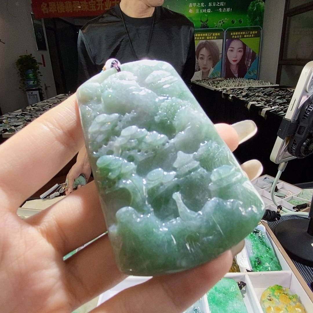颈饰未镶嵌翡翠翡翠