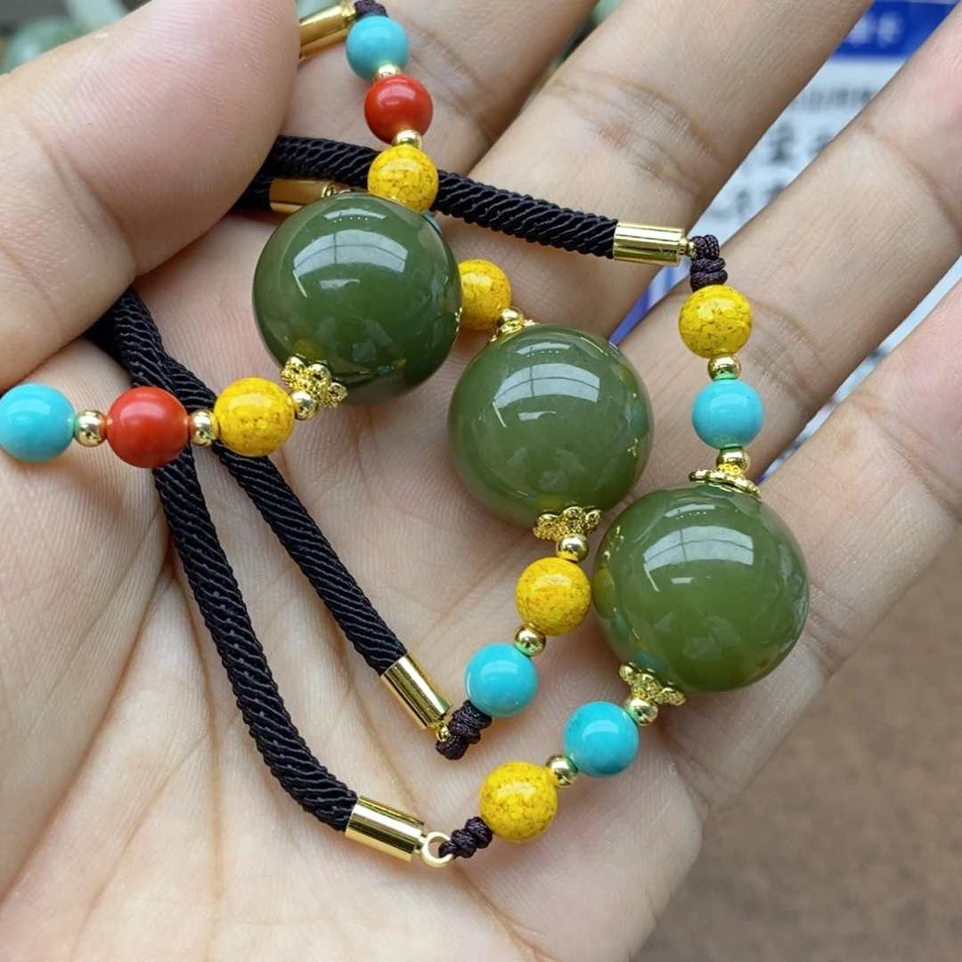 和田玉未镶嵌吊坠(不含链)卡18