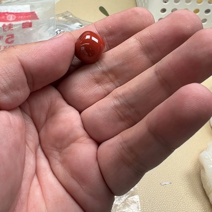吊坠白玉菩提红色1478