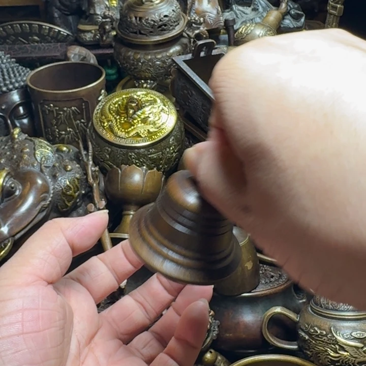 铜器摆件收收藏藏