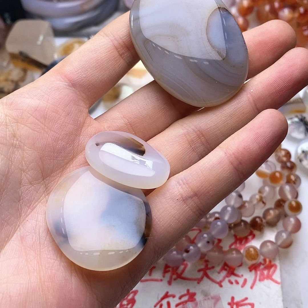 玛瑙/玉髓珠宝奇石未镶嵌威*天