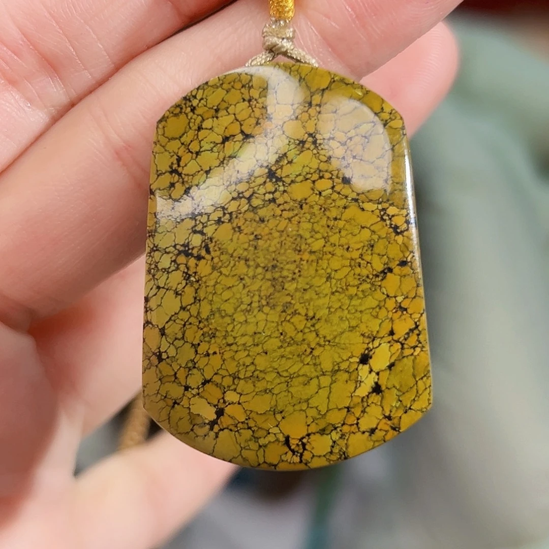 P***d绿松石未镶嵌珠宝奇石