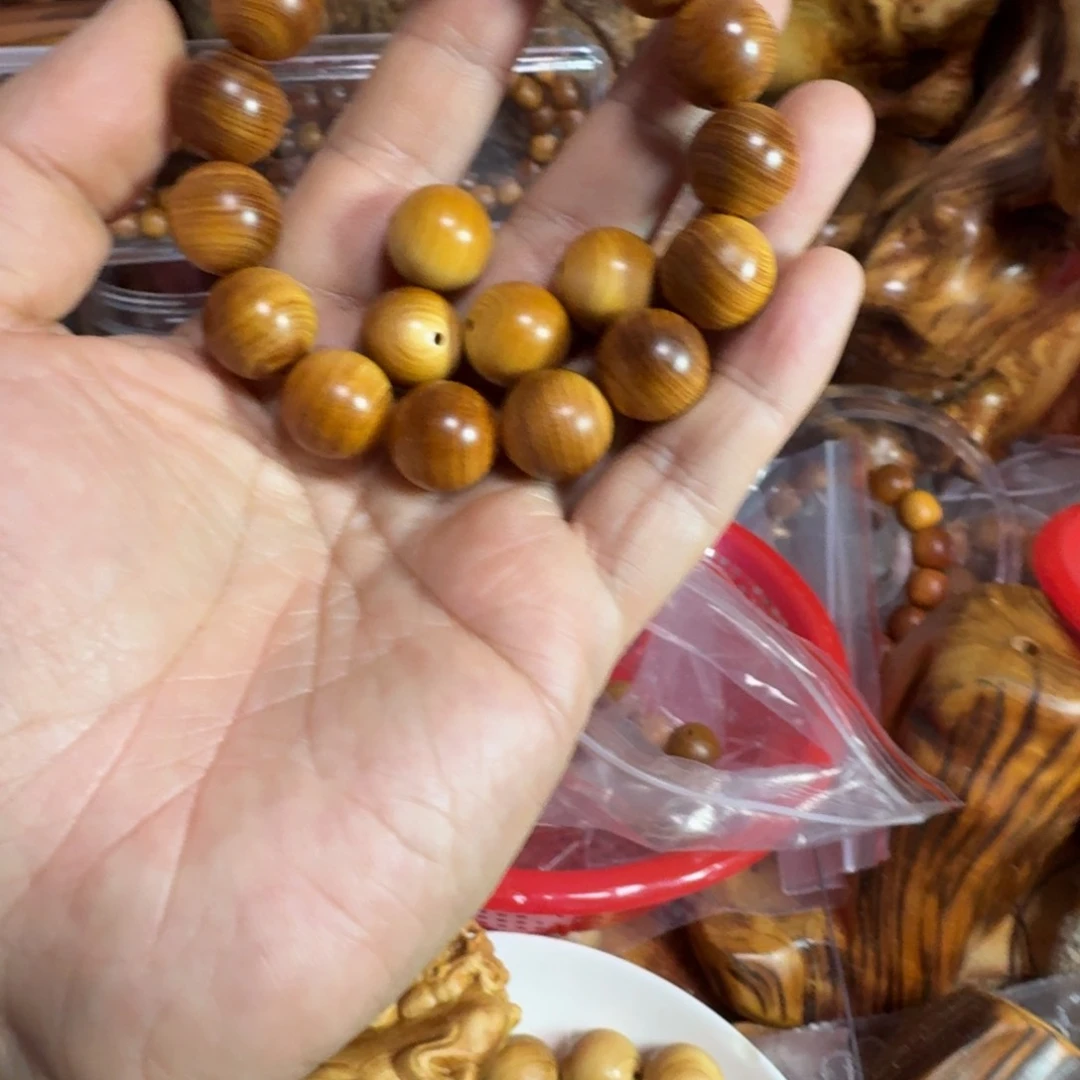 柏木（崖柏）座*雕太行崖柏1.5板根料19颗