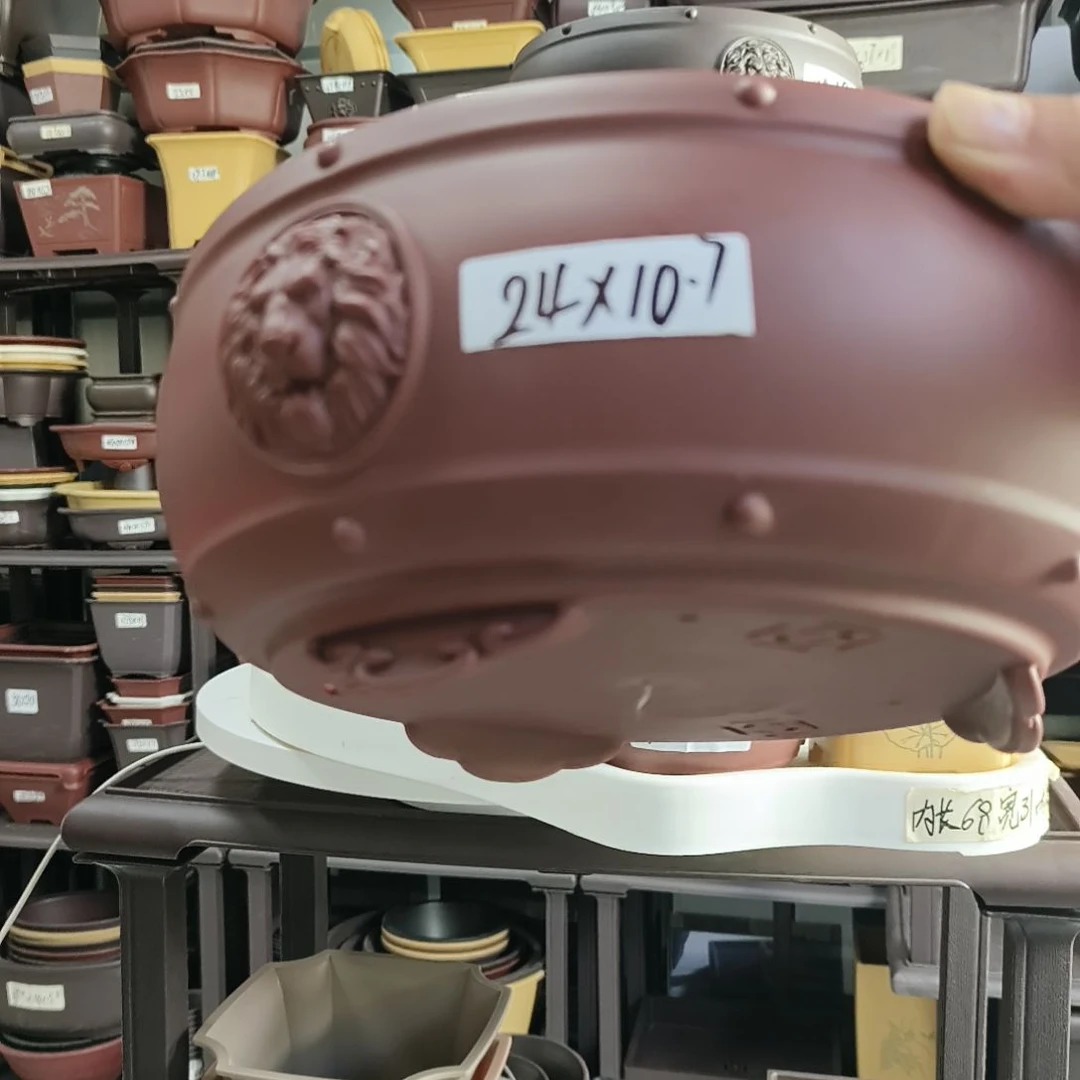 24x10兽头鼓钉圆红色1只