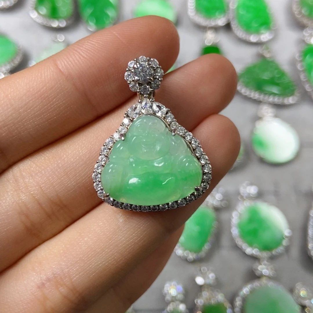 颈饰未镶嵌翡翠佛公