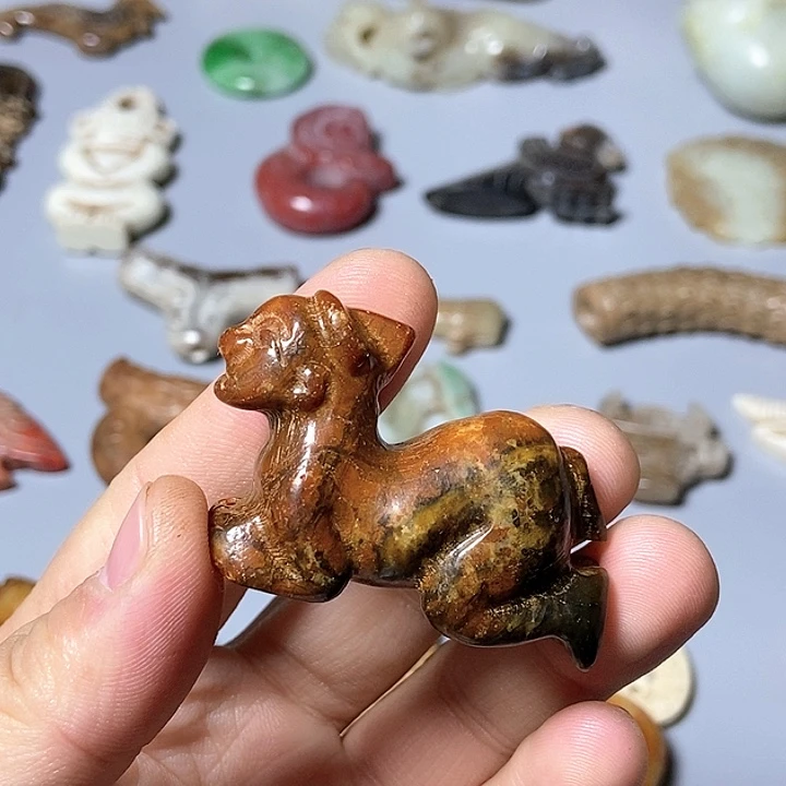 和田玉未镶嵌颈饰11