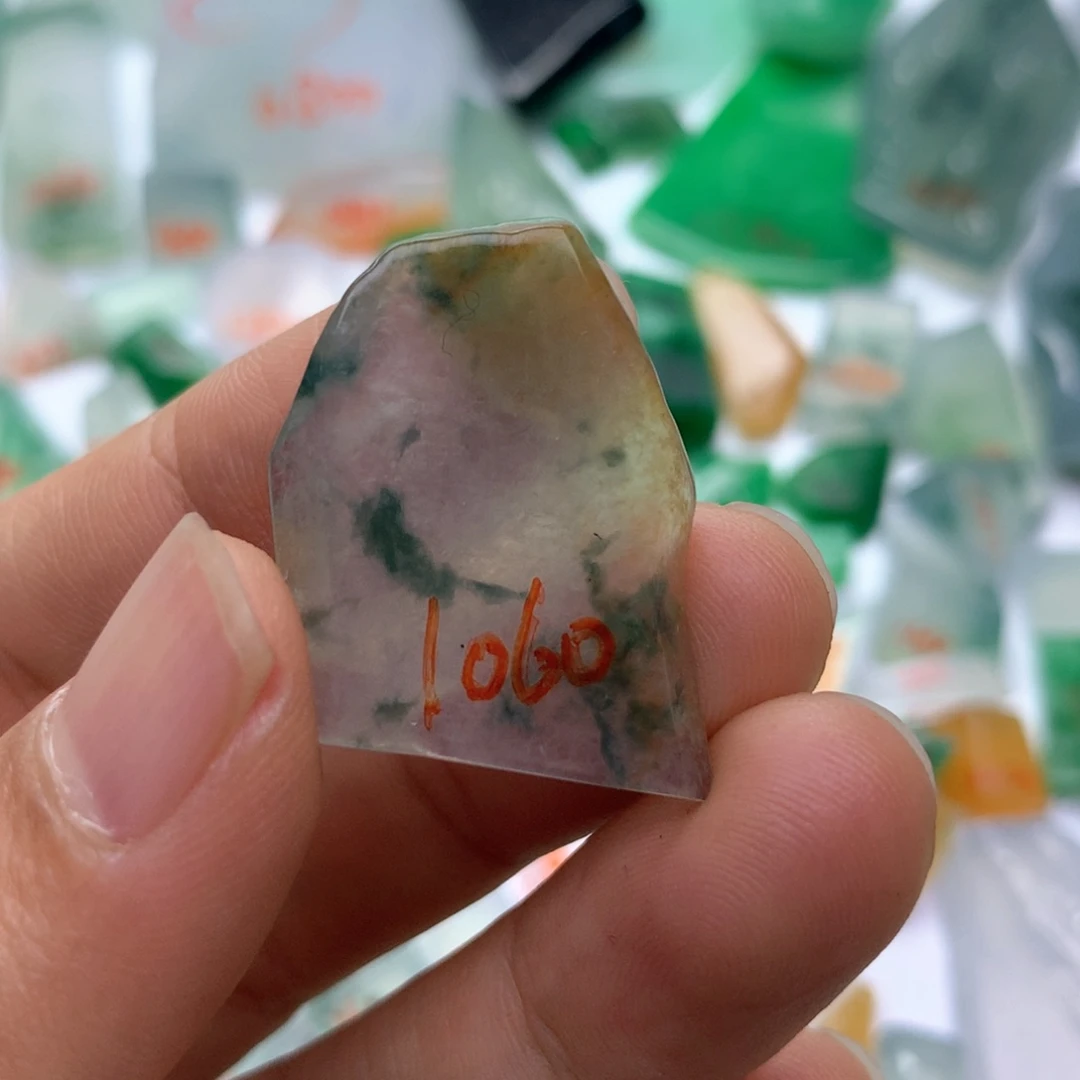 定制翡翠未镶嵌天然翡翠