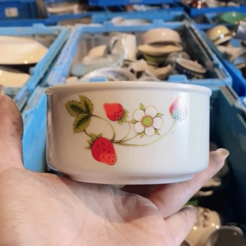 瓷片深****坊哈哈哈哈哈哈