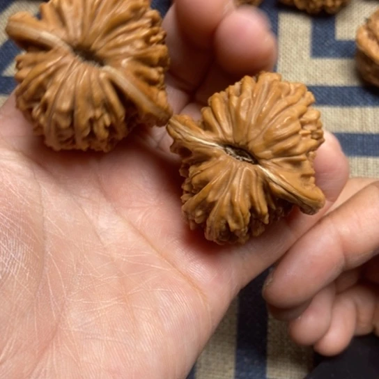 吊坠文玩核桃四座楼全品