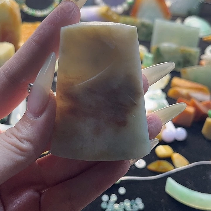 卤***蛋定制翡翠未镶嵌翡翠定制