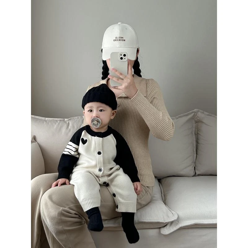 毛衣外套秋冬新生儿炸街爱心针织开衫婴儿韩版宝宝连体衣冬季爬服