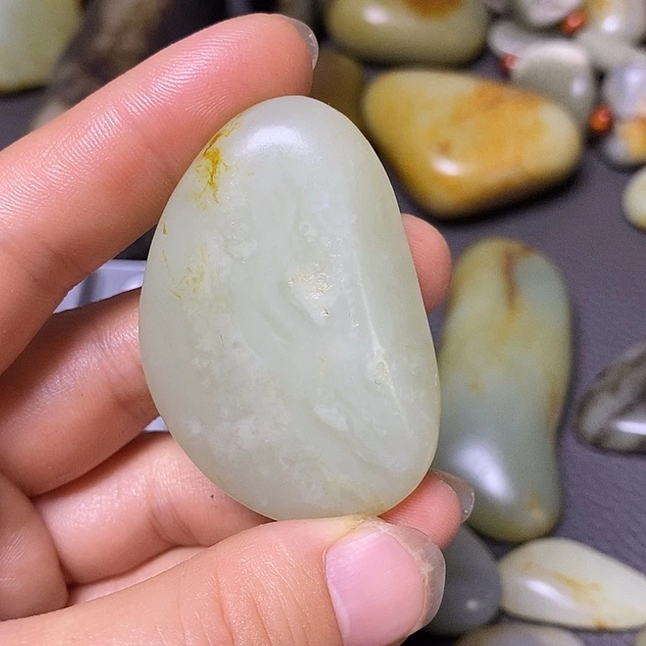 未镶嵌和田玉（糖玉）挂件