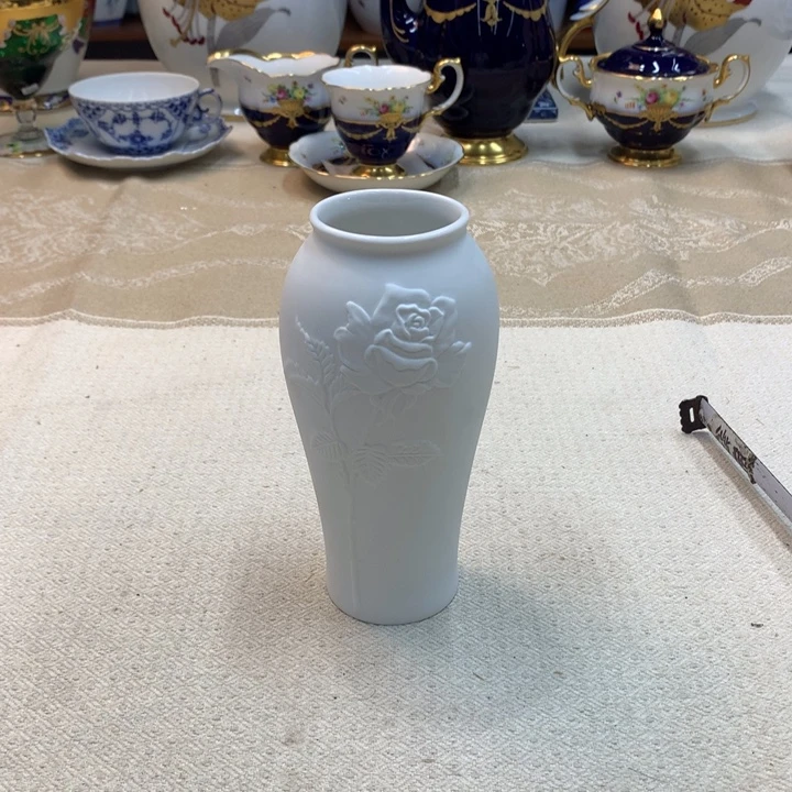 紫砂金瓷阁精品瓷器店