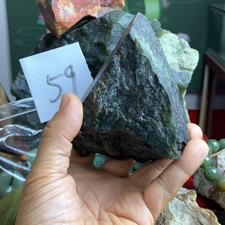 蛇纹石玉未镶嵌珠宝岫玉原石明***好