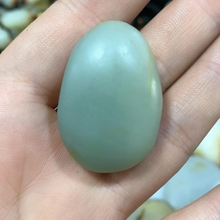 和田玉（糖玉）未镶嵌把件