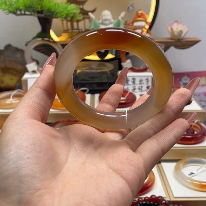 玛瑙/玉髓未镶嵌手镯