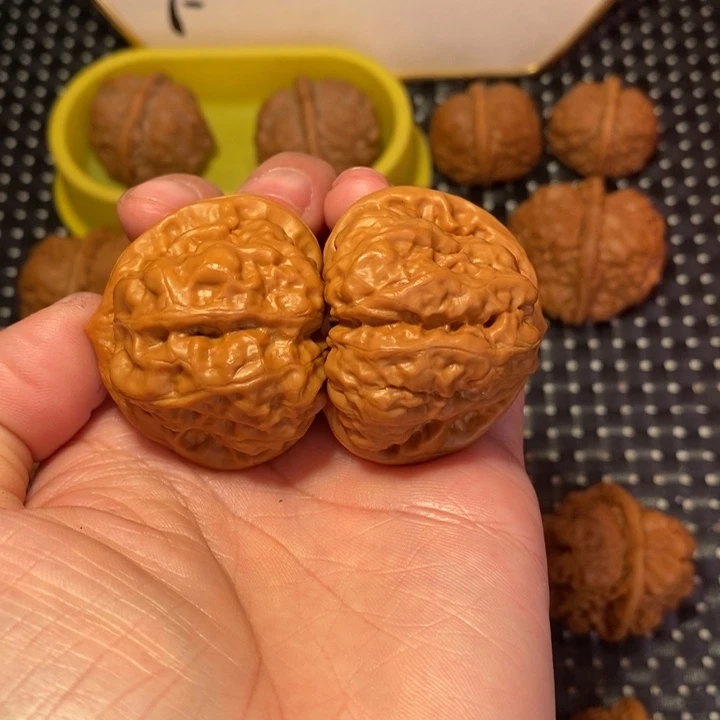 文玩核桃把件开背桃心三角肌肉蛙