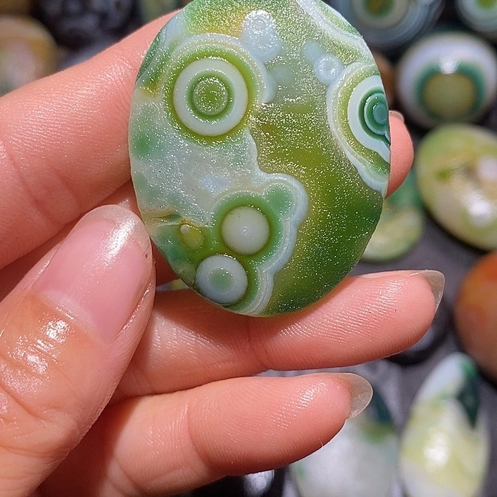玛瑙/玉髓颈饰未镶嵌百***哥