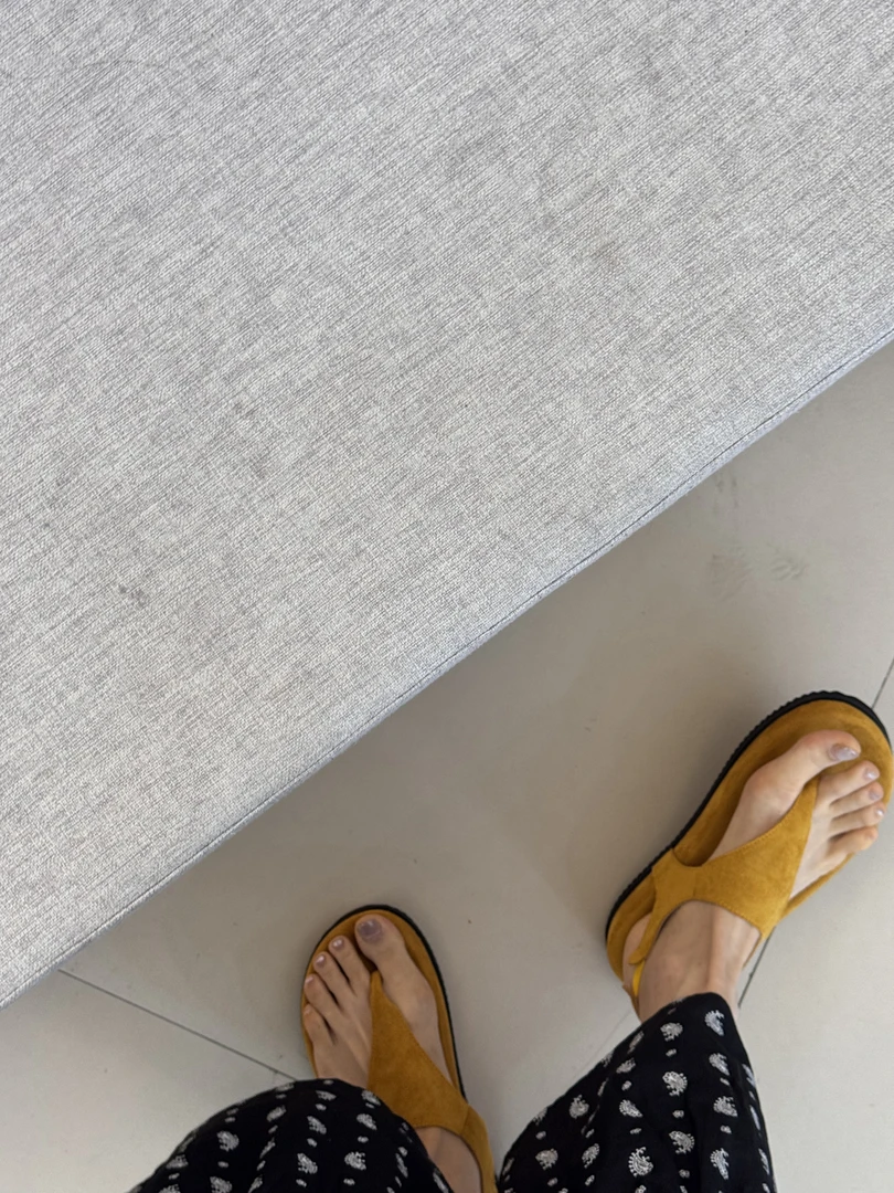 李豆儿 小众定制复古夹趾平底人字拖凉鞋