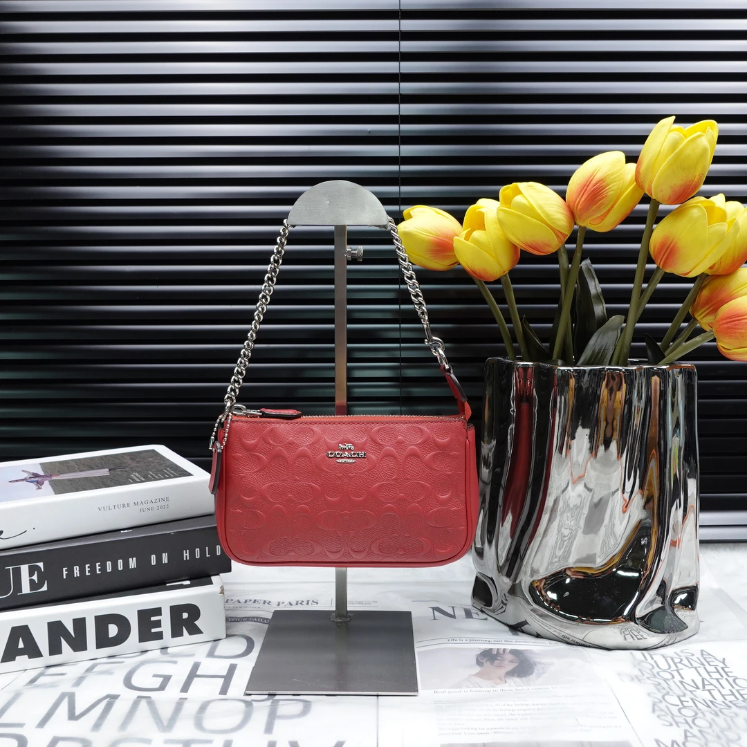 95新 COACH/蔻驰 单肩包/T10222428