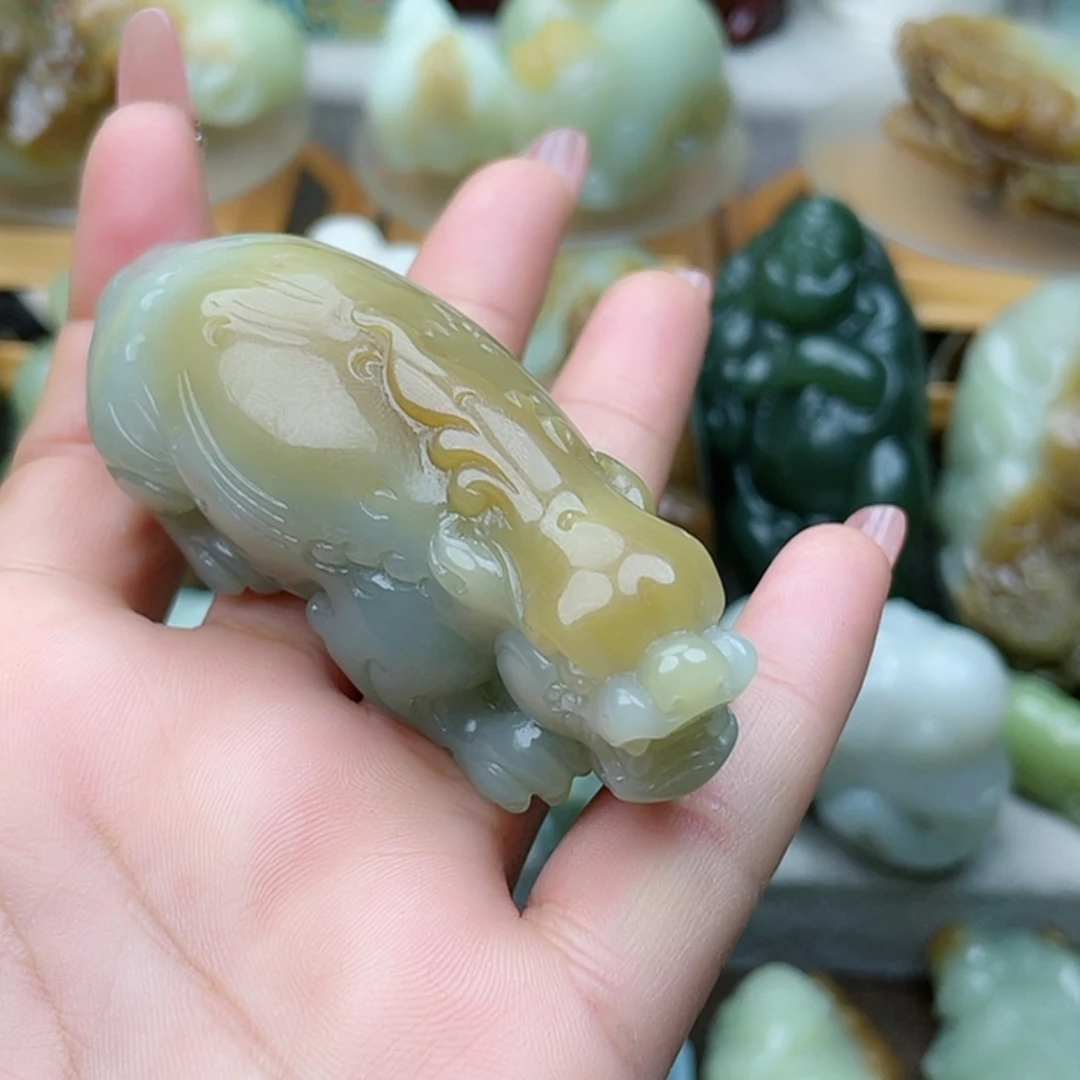 【闪购商品】未镶嵌和田玉挂件笑**湖